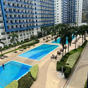 Sea Residences Paul's Place Aparthotel